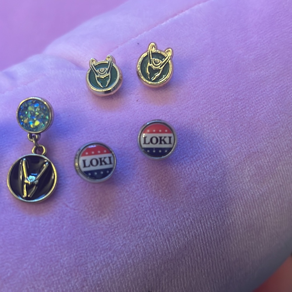 Loki marvel earring lot - Picture 3 of 8